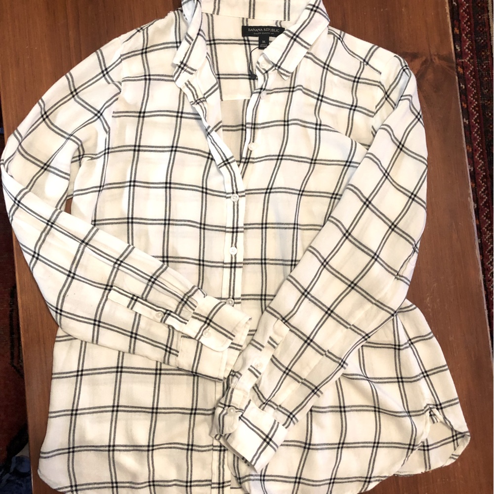 Perfect fall flannel! Cute and trendy!